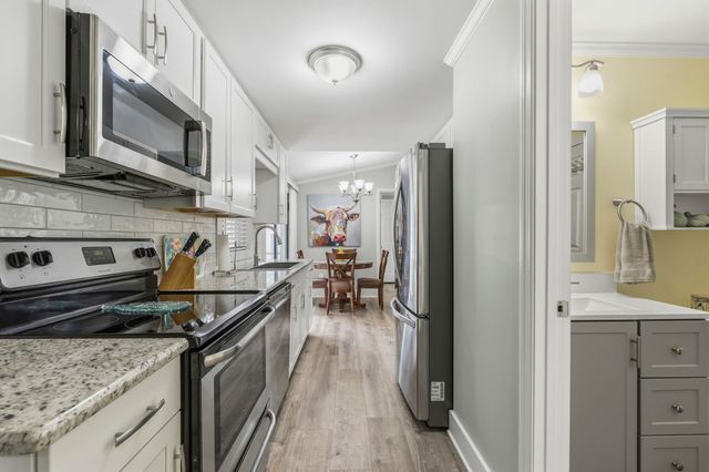 124 Queens Rd., Little River, SC 29566