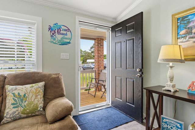 124 Queens Rd., Little River, SC 29566