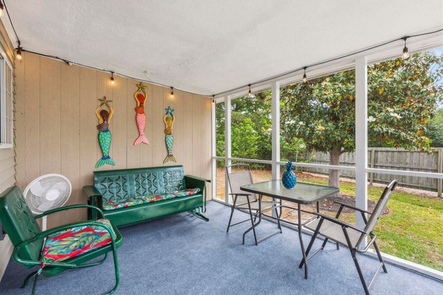 124 Queens Rd., Little River, SC 29566