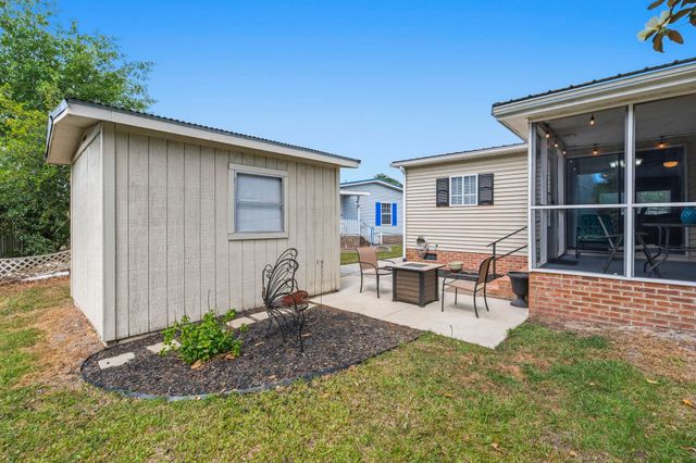 124 Queens Rd., Little River, SC 29566