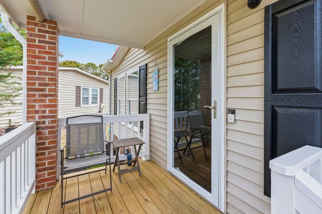 124 Queens Rd., Little River, SC 29566