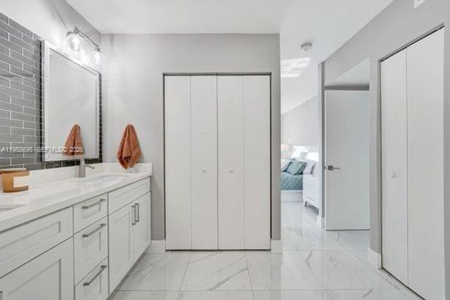 20515 E Country Club Dr 1244, Aventura, FL 33180