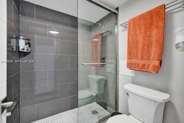 20515 E Country Club Dr 1244, Aventura, FL 33180