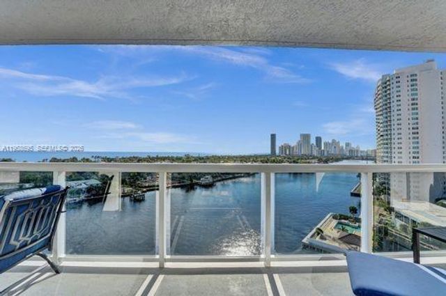 20515 E Country Club Dr 1244, Aventura, FL 33180