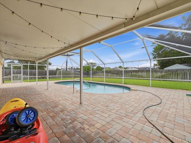 2310 39TH AVENUE N, St Petersburg, FL 33714