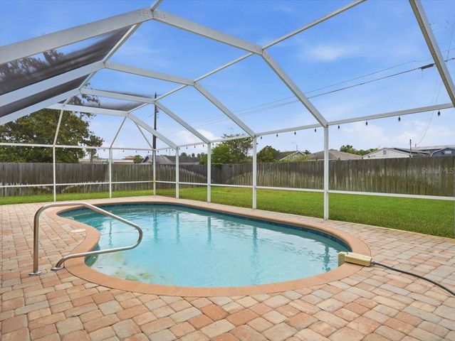 2310 39TH AVENUE N, St Petersburg, FL 33714