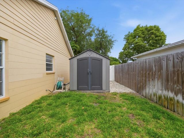 2310 39TH AVENUE N, St Petersburg, FL 33714