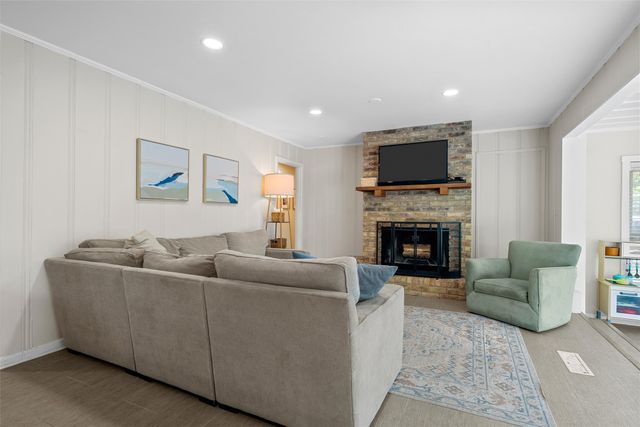 2306 Oak Cliff Drive, Waco, TX 76710