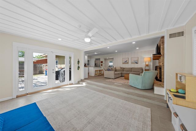 2306 Oak Cliff Drive, Waco, TX 76710