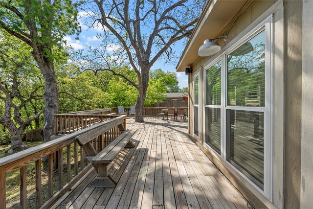 2306 Oak Cliff Drive, Waco, TX 76710