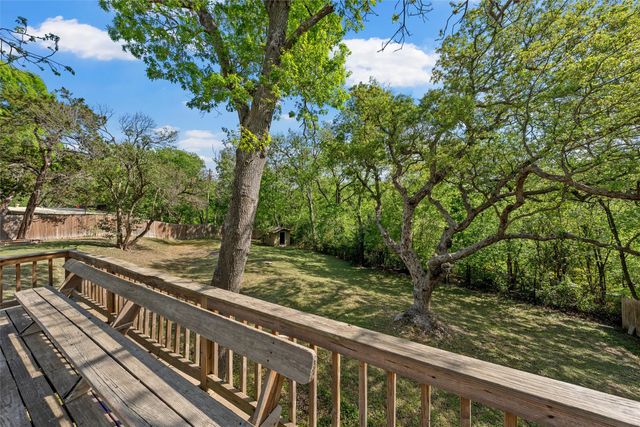 2306 Oak Cliff Drive, Waco, TX 76710
