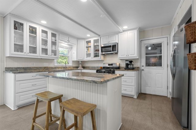 2306 Oak Cliff Drive, Waco, TX 76710