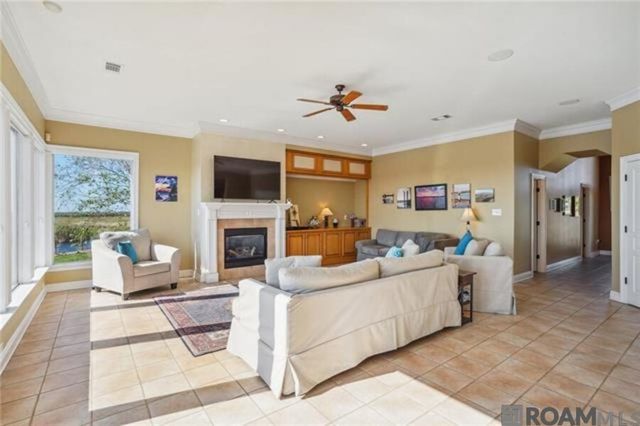 1056 Peninsula Drive, Slidell, LA 70460