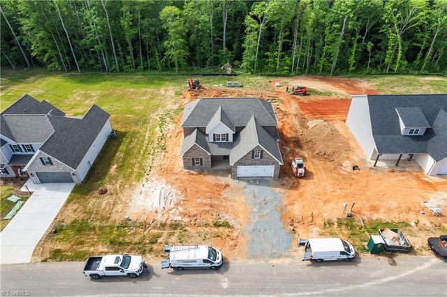 333 Enclave Drive, Clemmons, NC 27012