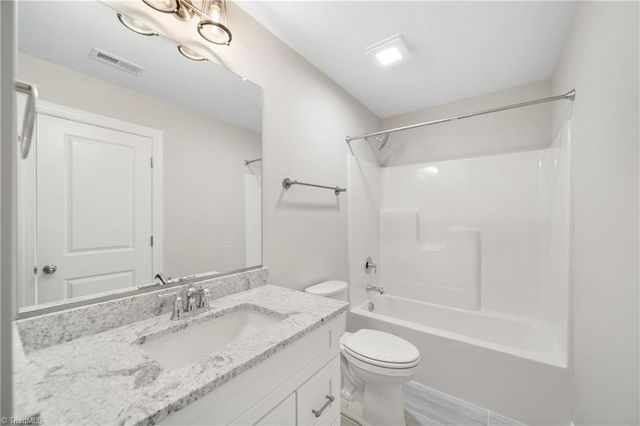 333 Enclave Drive, Clemmons, NC 27012