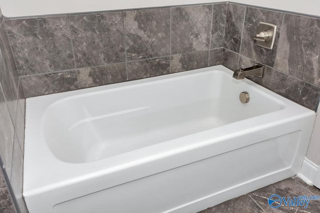 124 Bourbon Alley, Madison, AL 35758