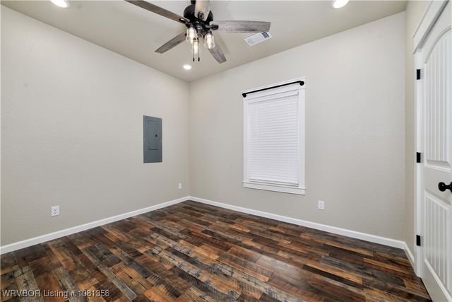 942 Strawberry Lane, Cedarville, AR 72932