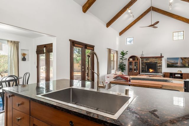 909 Nicole Place, Santa Fe, NM 87505