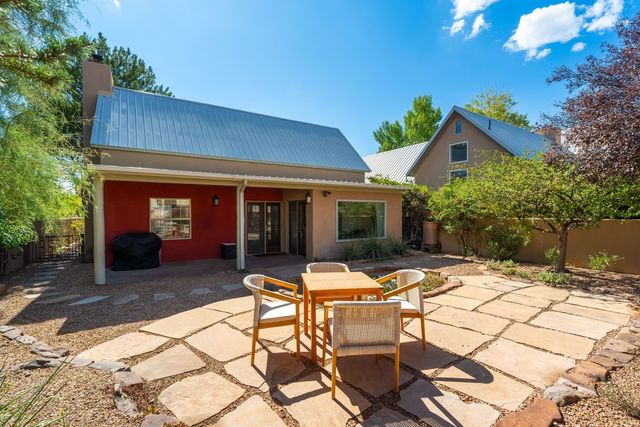 909 Nicole Place, Santa Fe, NM 87505