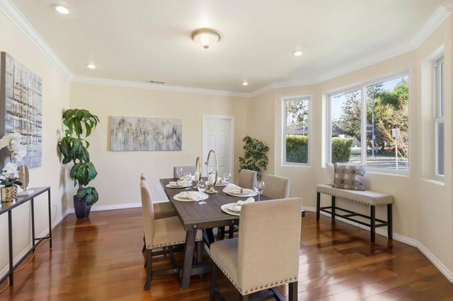 1352 S Stelling Road, Cupertino, CA 95014
