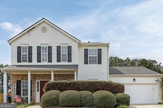 906 Milton Circle, Loganville, GA 30052