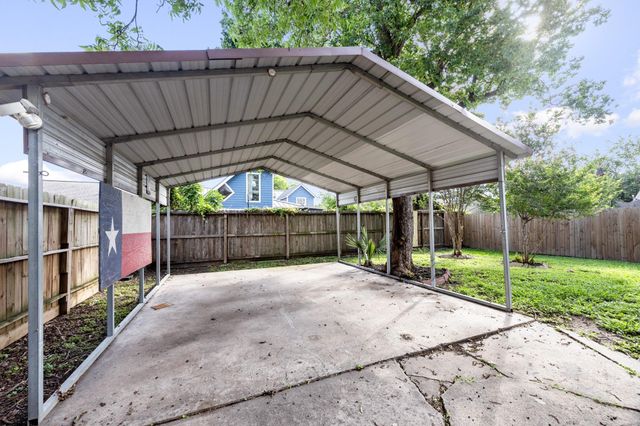 5737 Dorbrandt Street, Houston, TX 77023