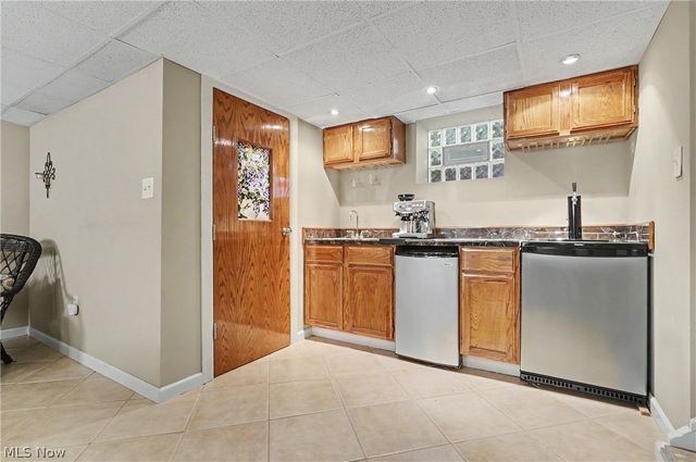 27 Borton Avenue, Akron, OH 44302