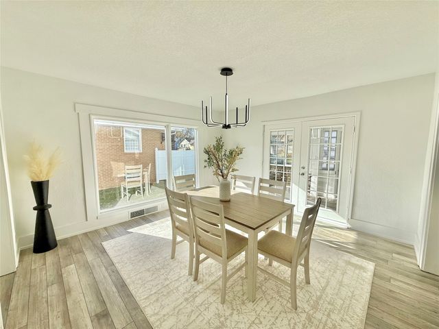 1441 56th Street, Des Moines, IA 50311