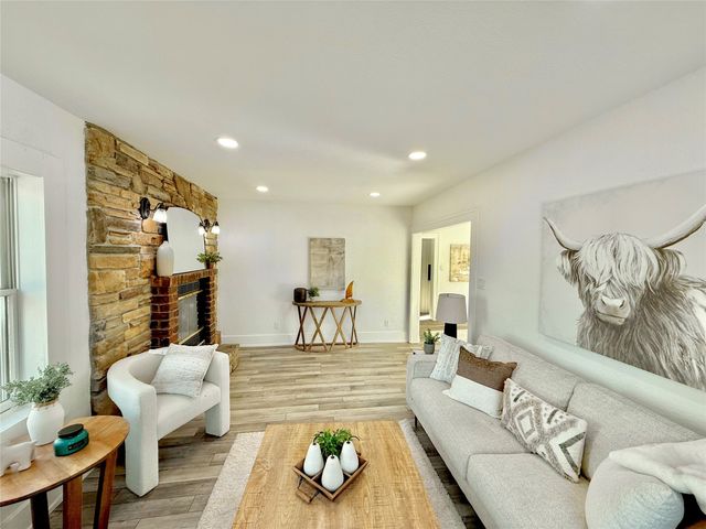 1441 56th Street, Des Moines, IA 50311