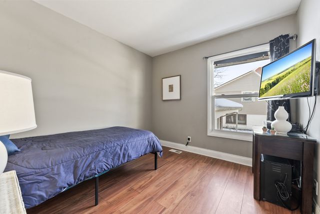 727 Lacy Avenue, Streamwood, IL 60107