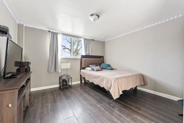 727 Lacy Avenue, Streamwood, IL 60107