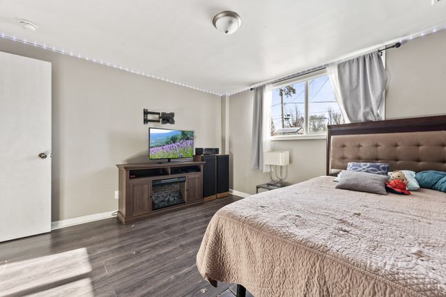 727 Lacy Avenue, Streamwood, IL 60107