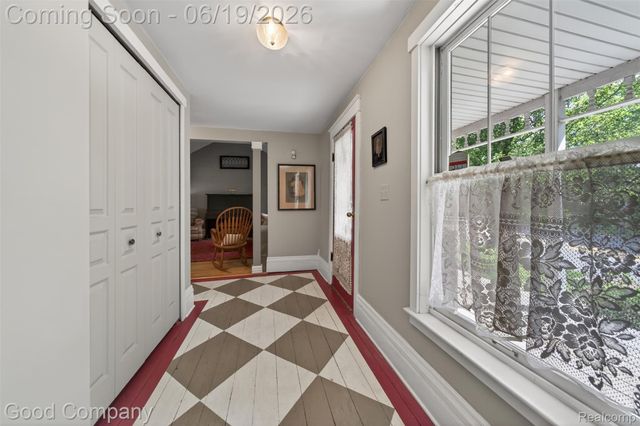 89 S Main Street, Village Of Clarkston, MI 48346