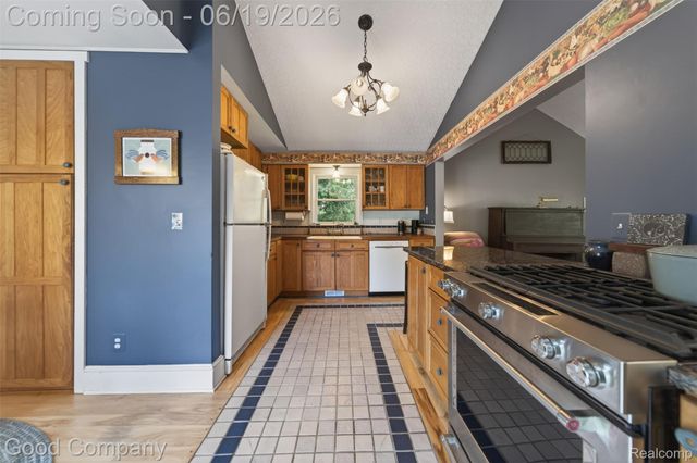 89 S Main Street, Village Of Clarkston, MI 48346