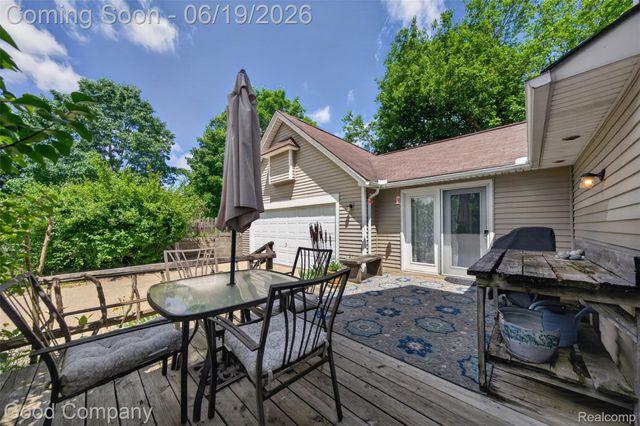 89 S Main Street, Village Of Clarkston, MI 48346