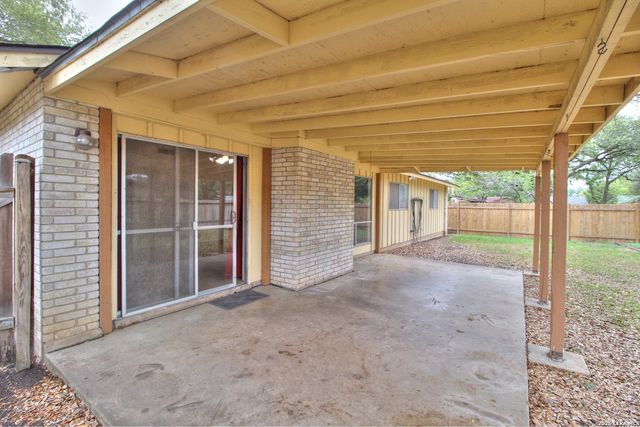 4814 LA SALIDA ST, San Antonio, TX 78233