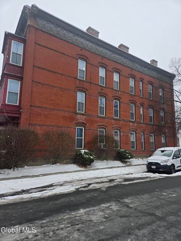 87 Vliet Street, Cohoes, NY 12047