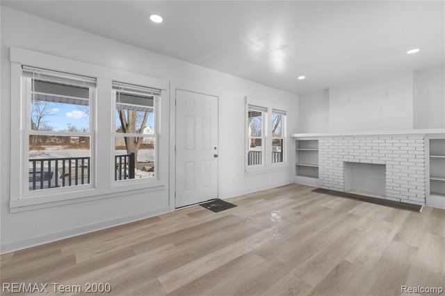 157 W Nevada Street, Detroit, MI 48203