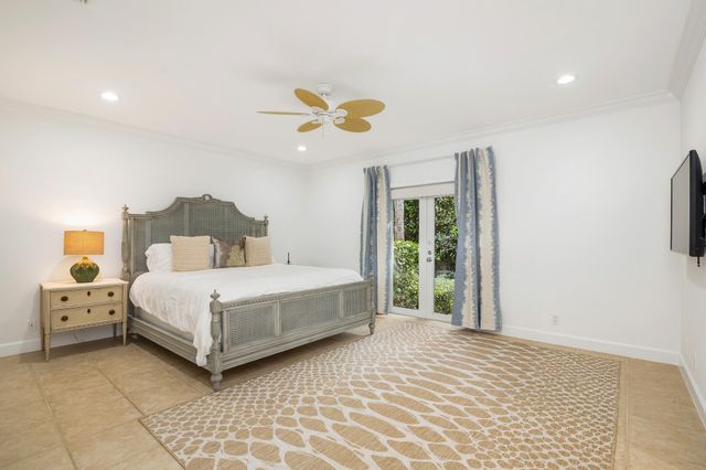 230 Osceola Way, Palm Beach, FL 33480