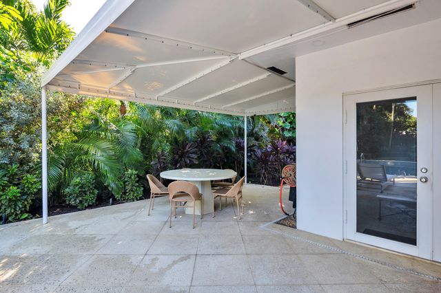 230 Osceola Way, Palm Beach, FL 33480