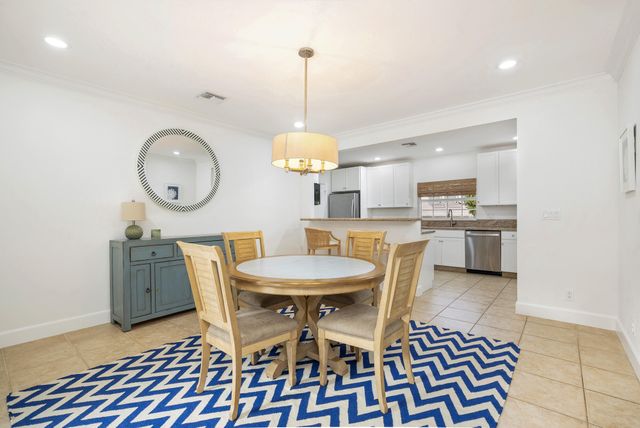 230 Osceola Way, Palm Beach, FL 33480