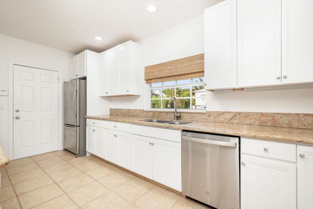 230 Osceola Way, Palm Beach, FL 33480