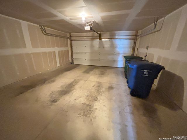 9606 PLEASANTON SQ, San Antonio, TX 78221