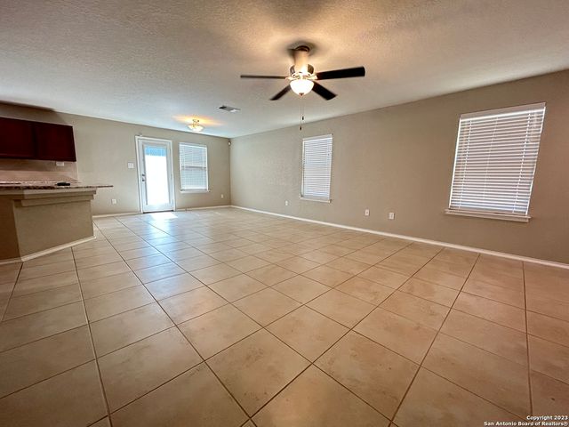 9606 PLEASANTON SQ, San Antonio, TX 78221