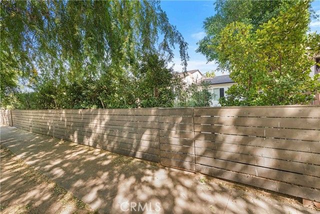 6514 Coldwater Canyon Avenue, Valley Village, CA 91606