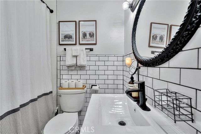 6514 Coldwater Canyon Avenue, Valley Village, CA 91606