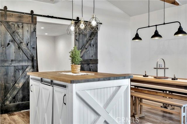 6514 Coldwater Canyon Avenue, Valley Village, CA 91606