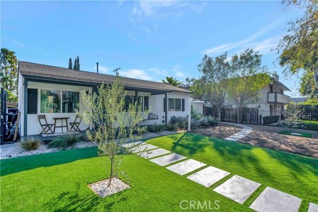 6514 Coldwater Canyon Avenue, Valley Village, CA 91606