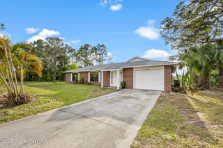 286 Alegriano Road NW, Palm Bay, FL 32907