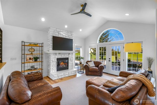 548 Sunrise Drive, Lynden, WA 98264